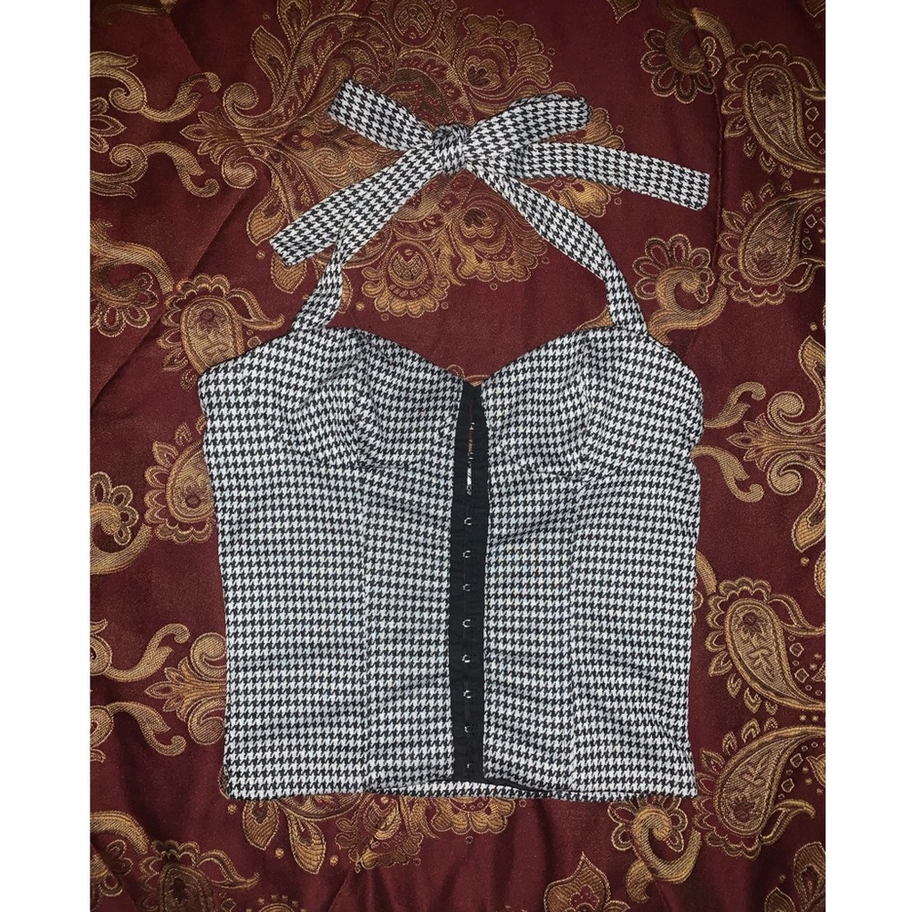 Forever21: Pinup girl Halterneck top